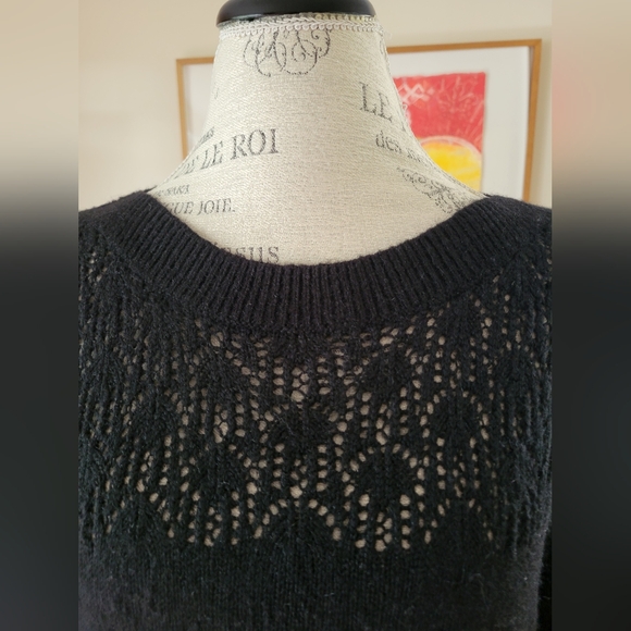 Camber&Grace Sweater - Picture 2 of 7